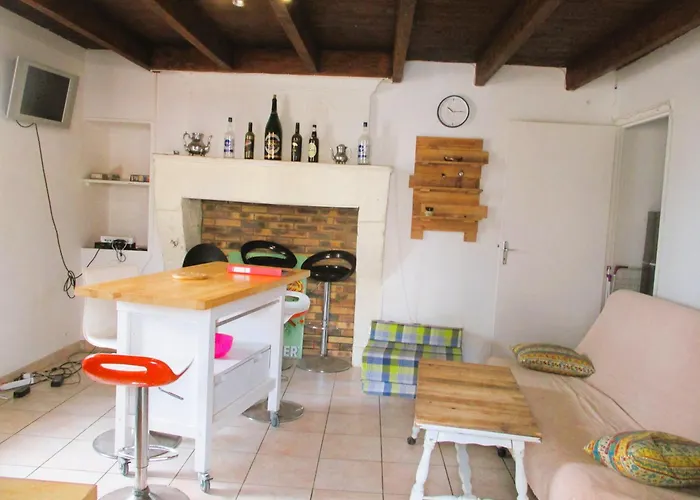 Dom wakacyjny A Cote D'angouleme Sireuil (Charente)